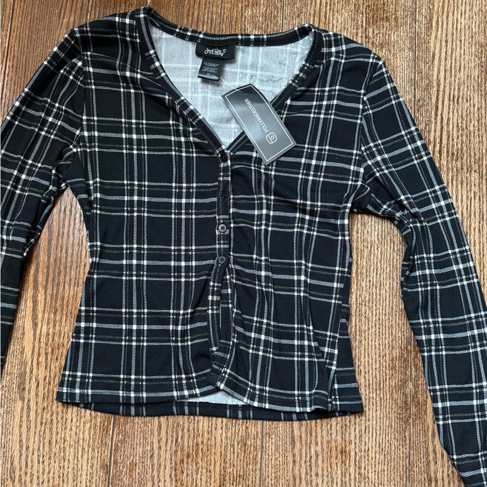 Just Polly black & white crop long sleeve. top Medium NWT